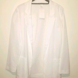 Fitted White Blazer